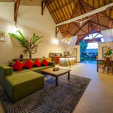 Luxury 3Br Infinity Jungle View Aashaya Villa Ubud Exterior photo