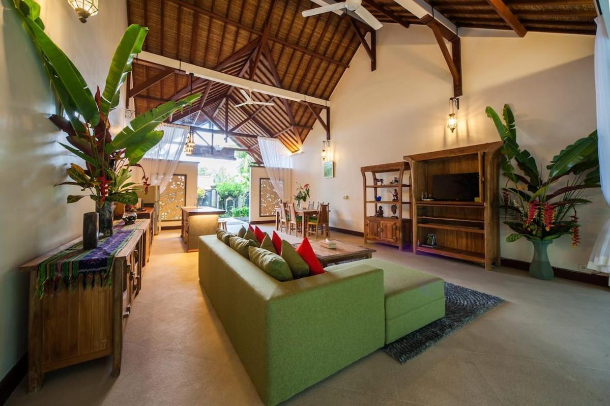 Luxury 3Br Infinity Jungle View Aashaya Villa Ubud Exterior photo